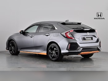 Used Honda Civic 2018 for sale - 76966543: Photo