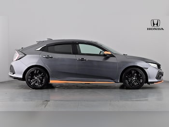 Used Honda Civic 2018 for sale - 76966543: Photo