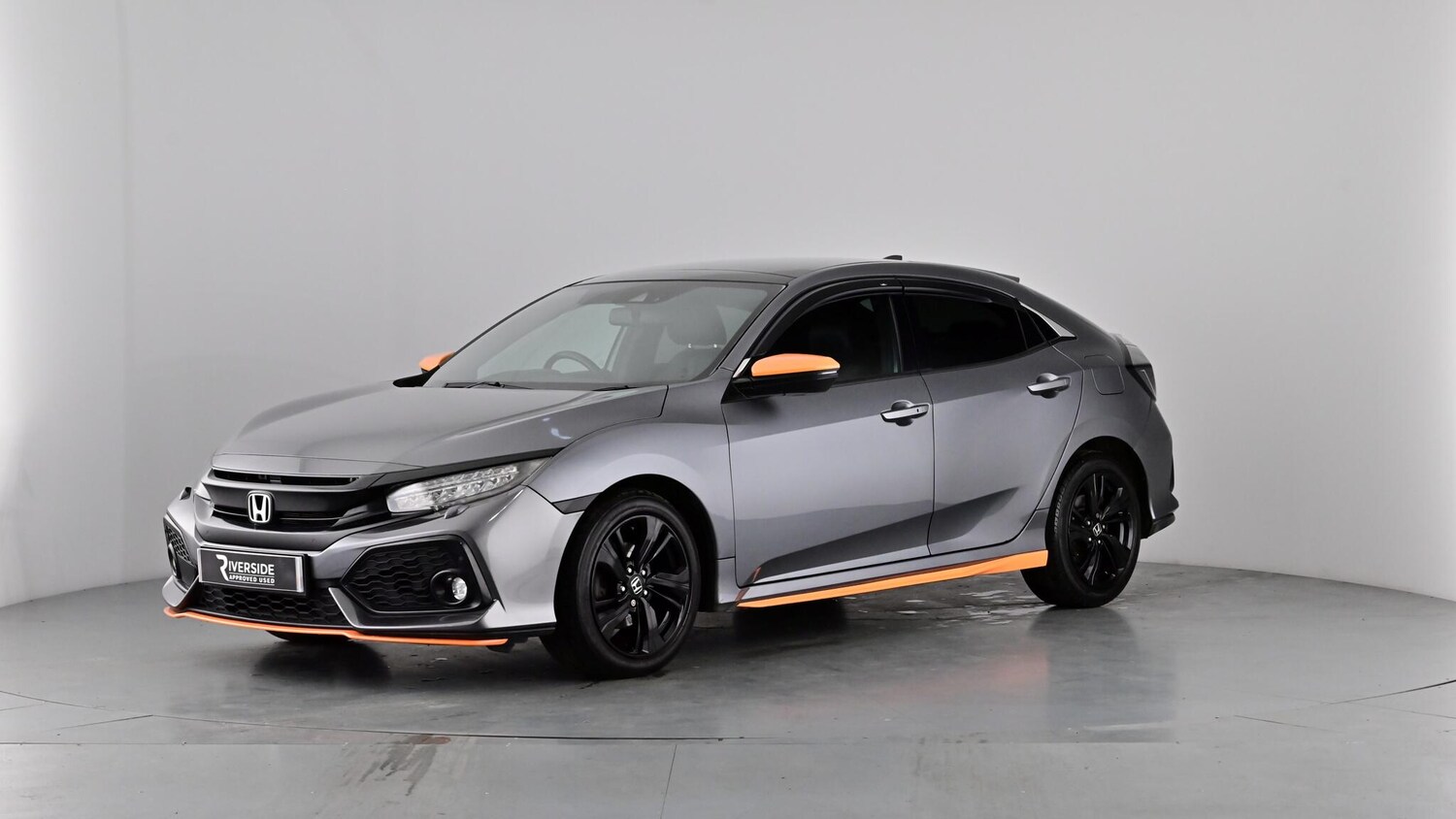 Used Honda Civic 2018 for sale - 76966543: Photo 41