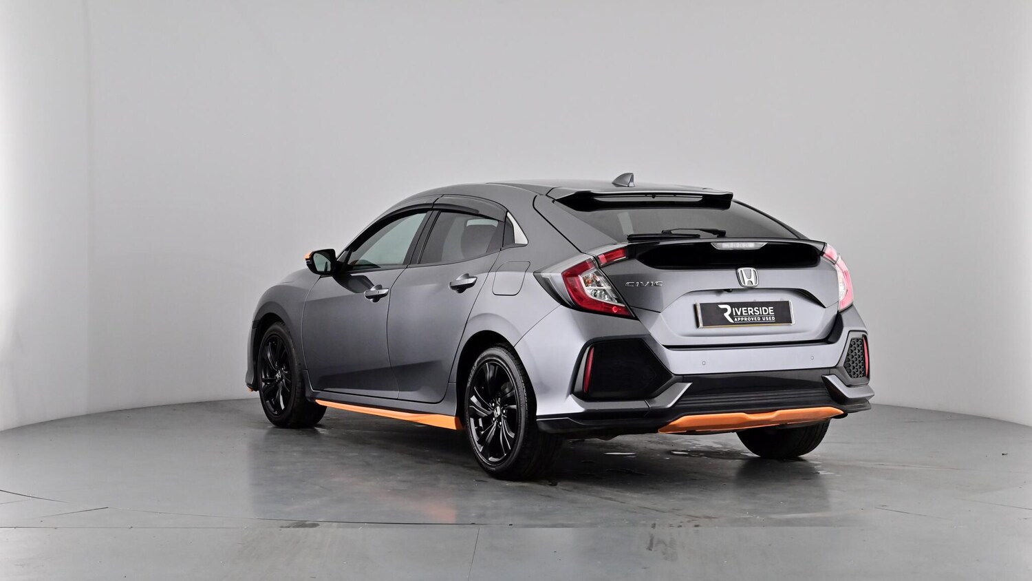 Used Honda Civic 2018 for sale - 76966543: Photo 52