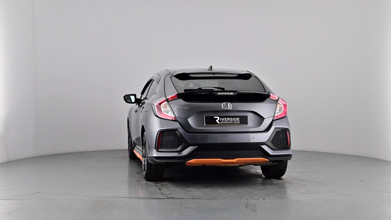 Used Honda Civic 2018 for sale - 76966543: Photo 54