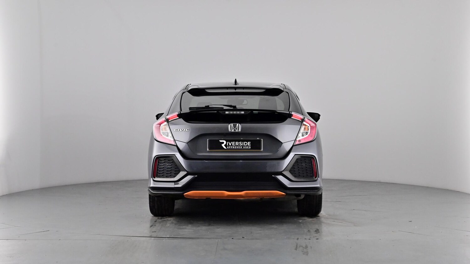 Used Honda Civic 2018 for sale - 76966543: Photo 55