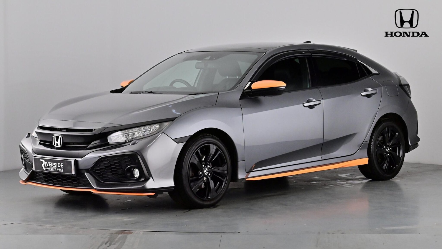 Used Honda Civic 2018 for sale - 76966543: Photo 6