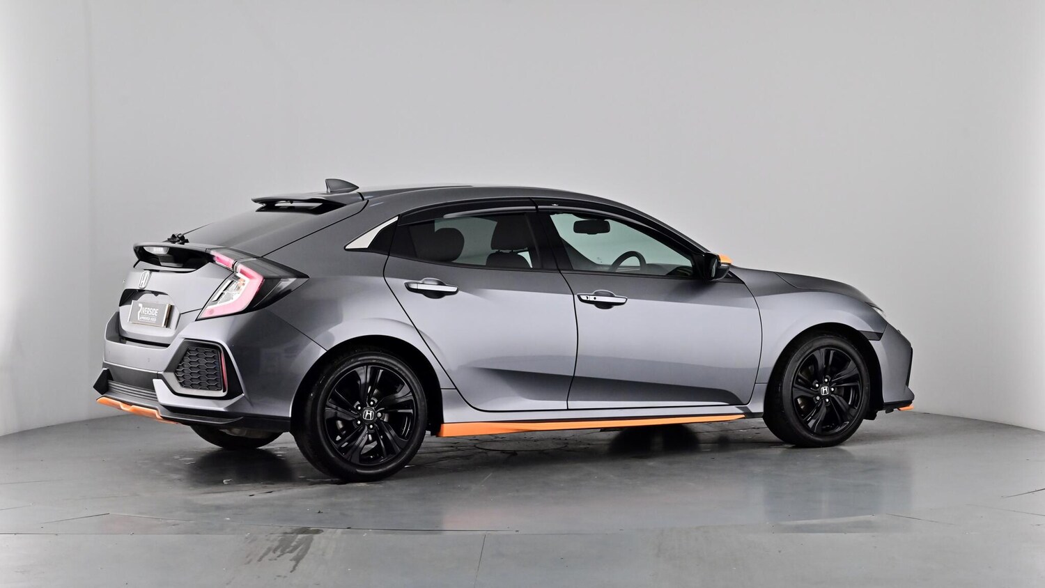 Used Honda Civic 2018 for sale - 76966543: Photo 61