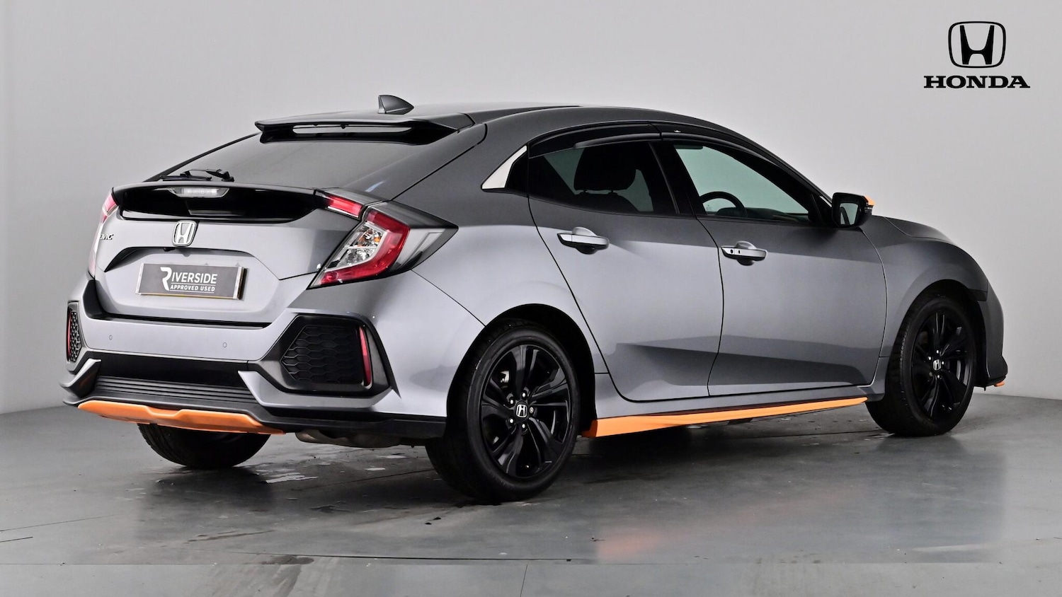 Used Honda Civic 2018 for sale - 76966543: Photo 7