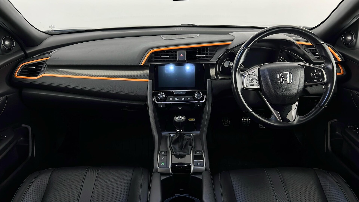 Used Honda Civic 2018 for sale - 76966543: Photo 9