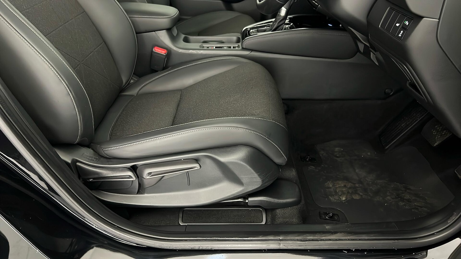 Used Honda HR-V 2025 for sale - 76404724: Photo 32