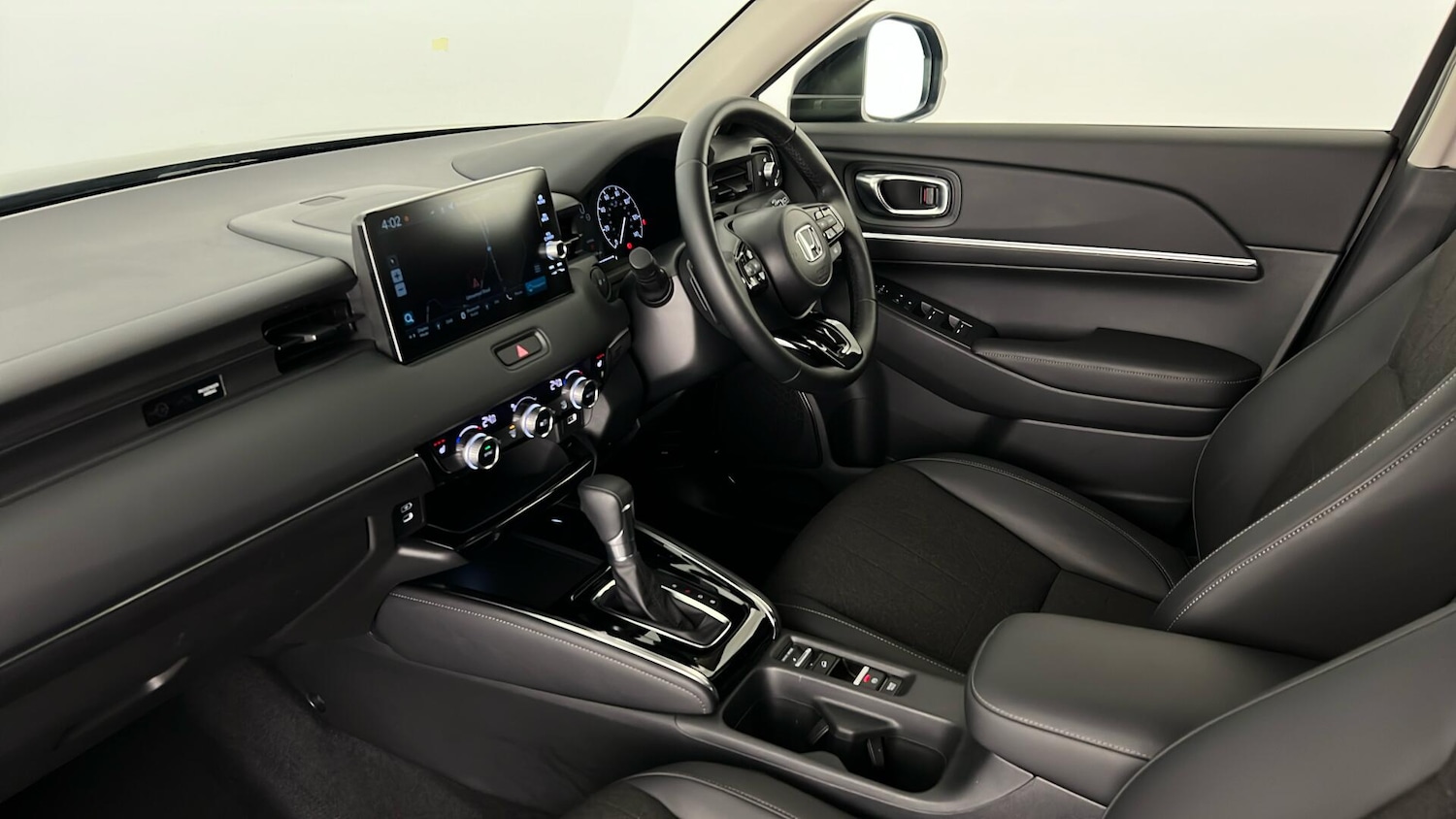 Used Honda HR-V 2025 for sale - 76404724: Photo 8