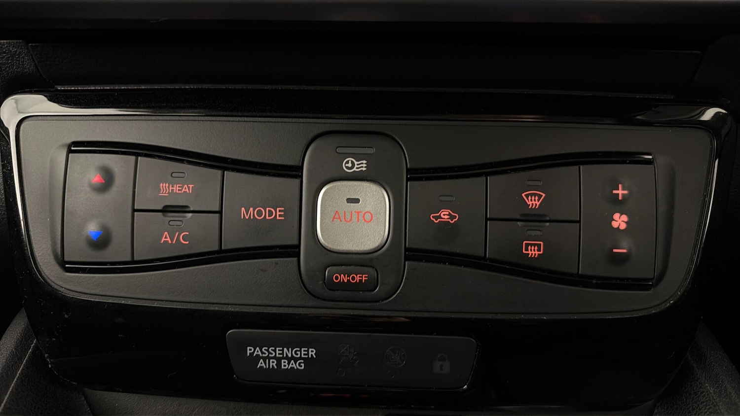 Used Nissan Leaf 2019 for sale - 78108637: Photo 20