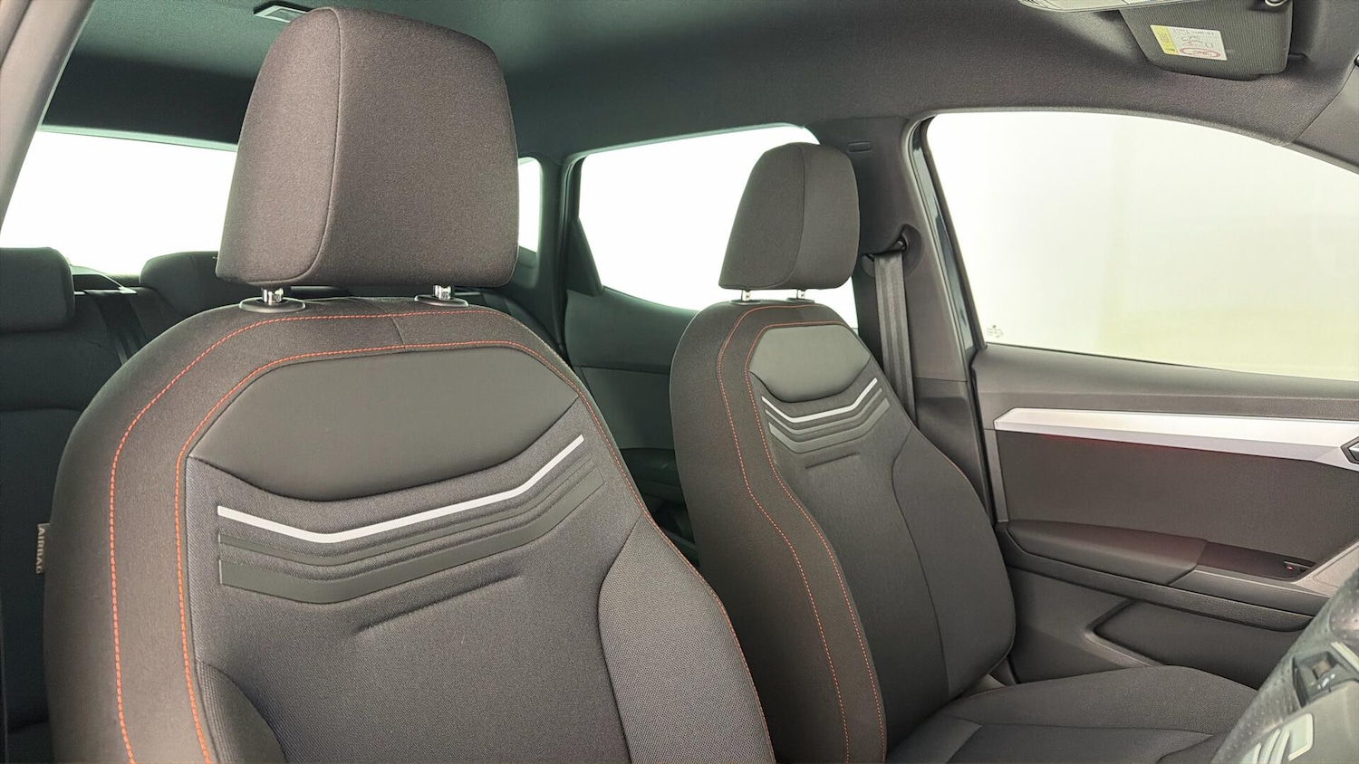 Used SEAT Arona 2024 for sale - 78198934: Photo 32