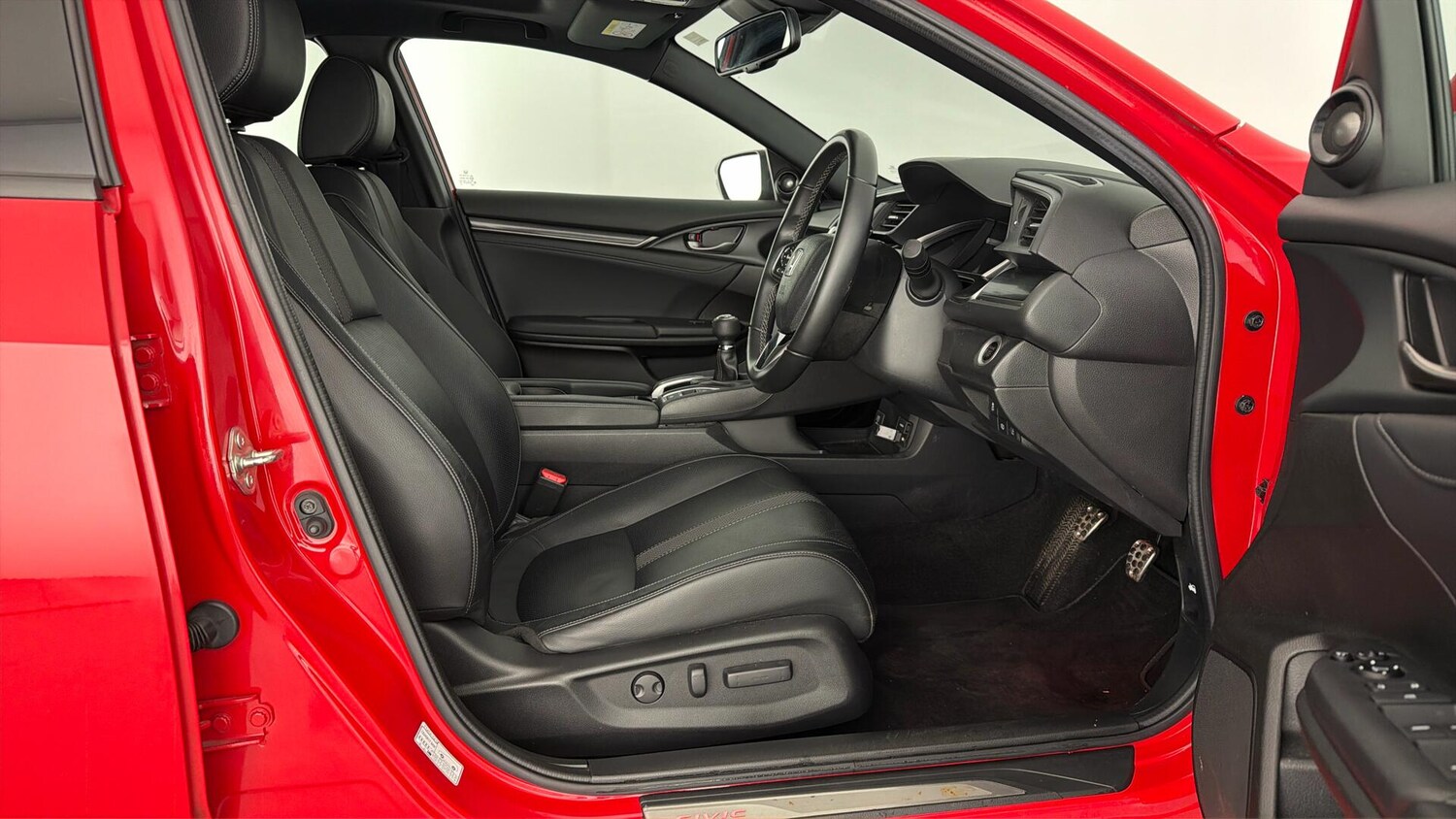 Used Honda Civic 2021 for sale - 77934300: Photo 15