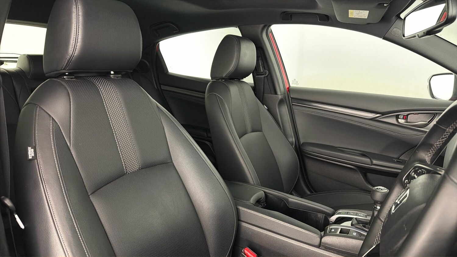 Used Honda Civic 2021 for sale - 77934300: Photo 31