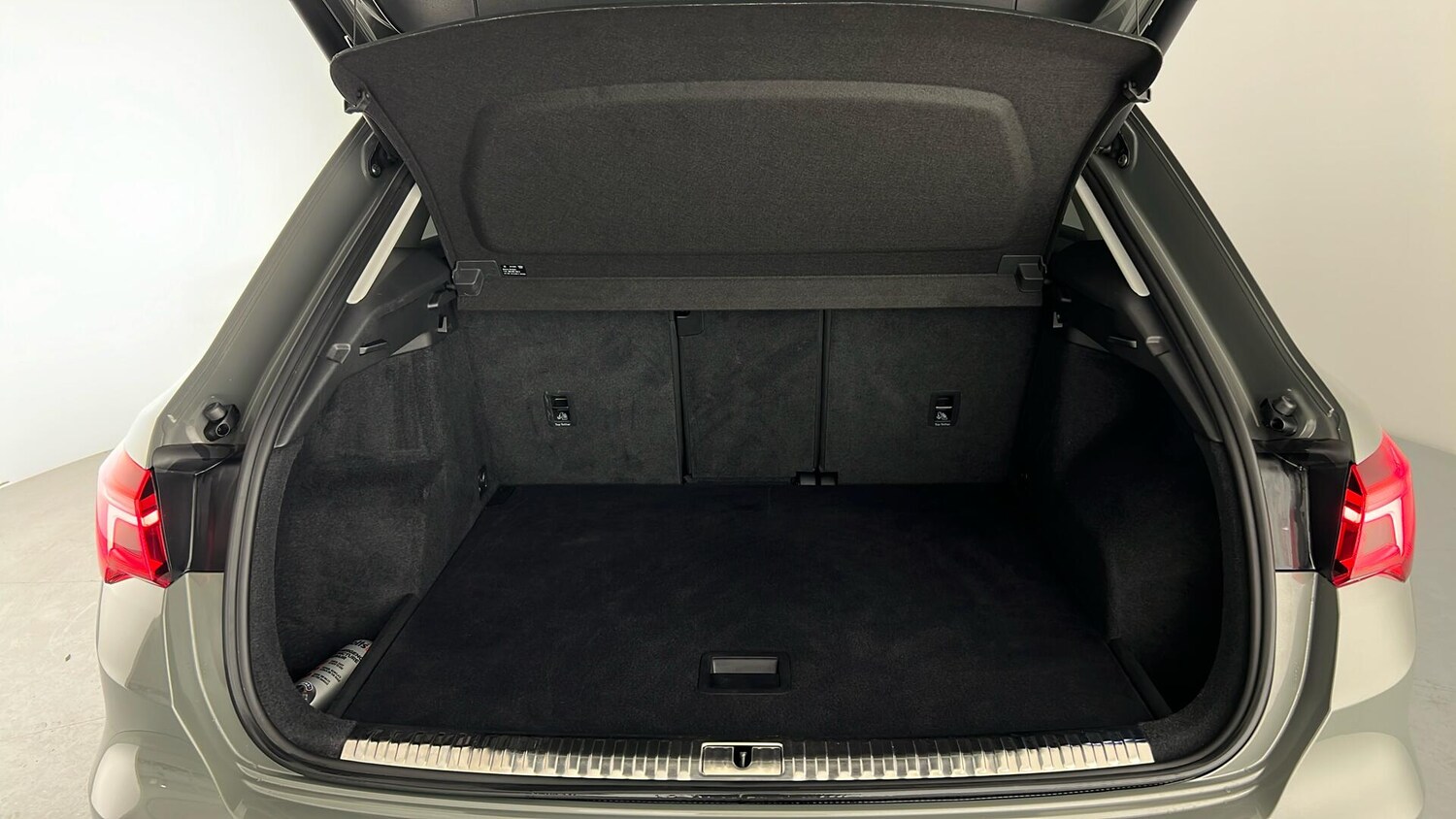 Used Audi Q3 2021 for sale - 76372895: Photo 12