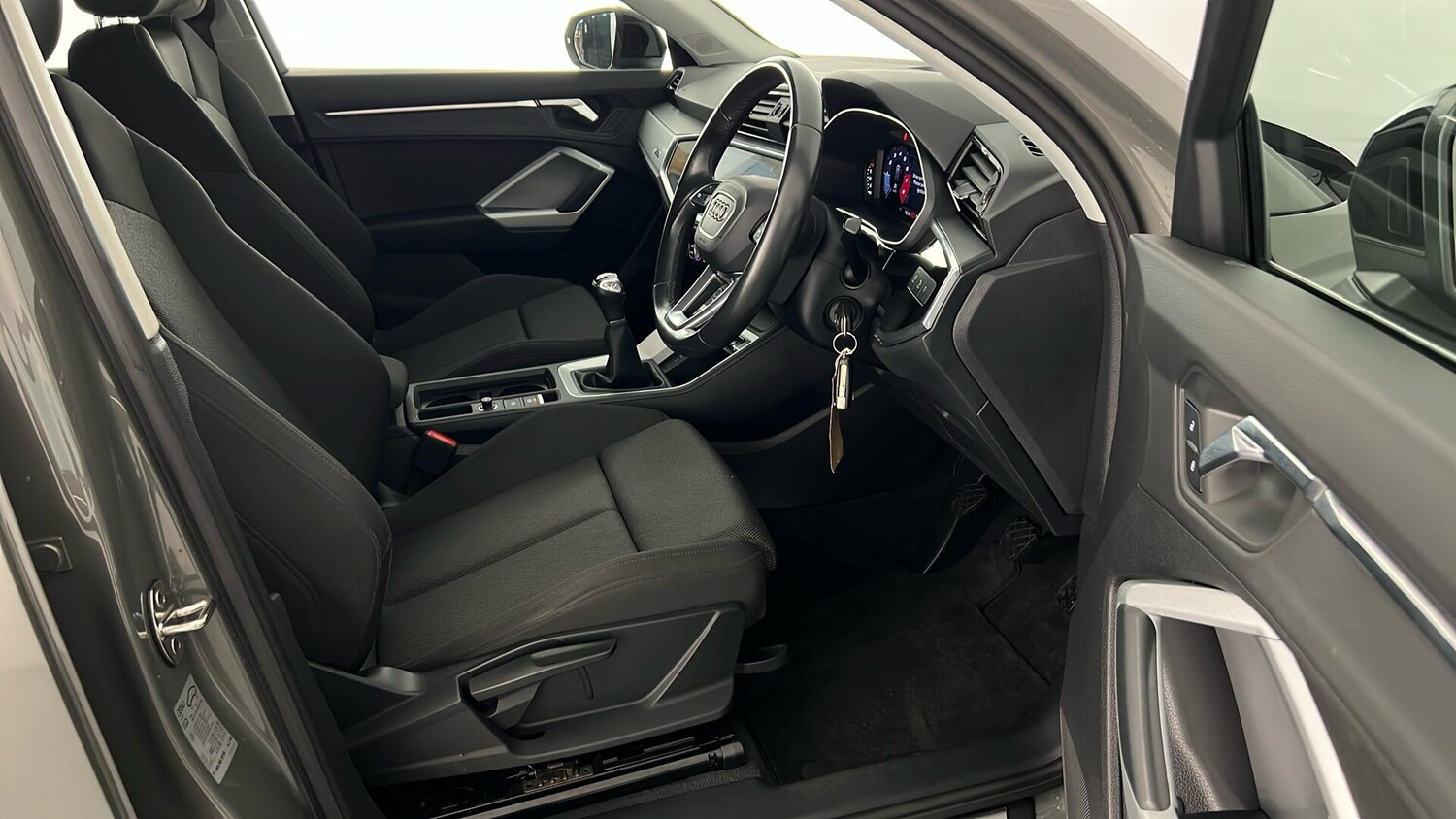 Used Audi Q3 2021 for sale - 76372895: Photo 15