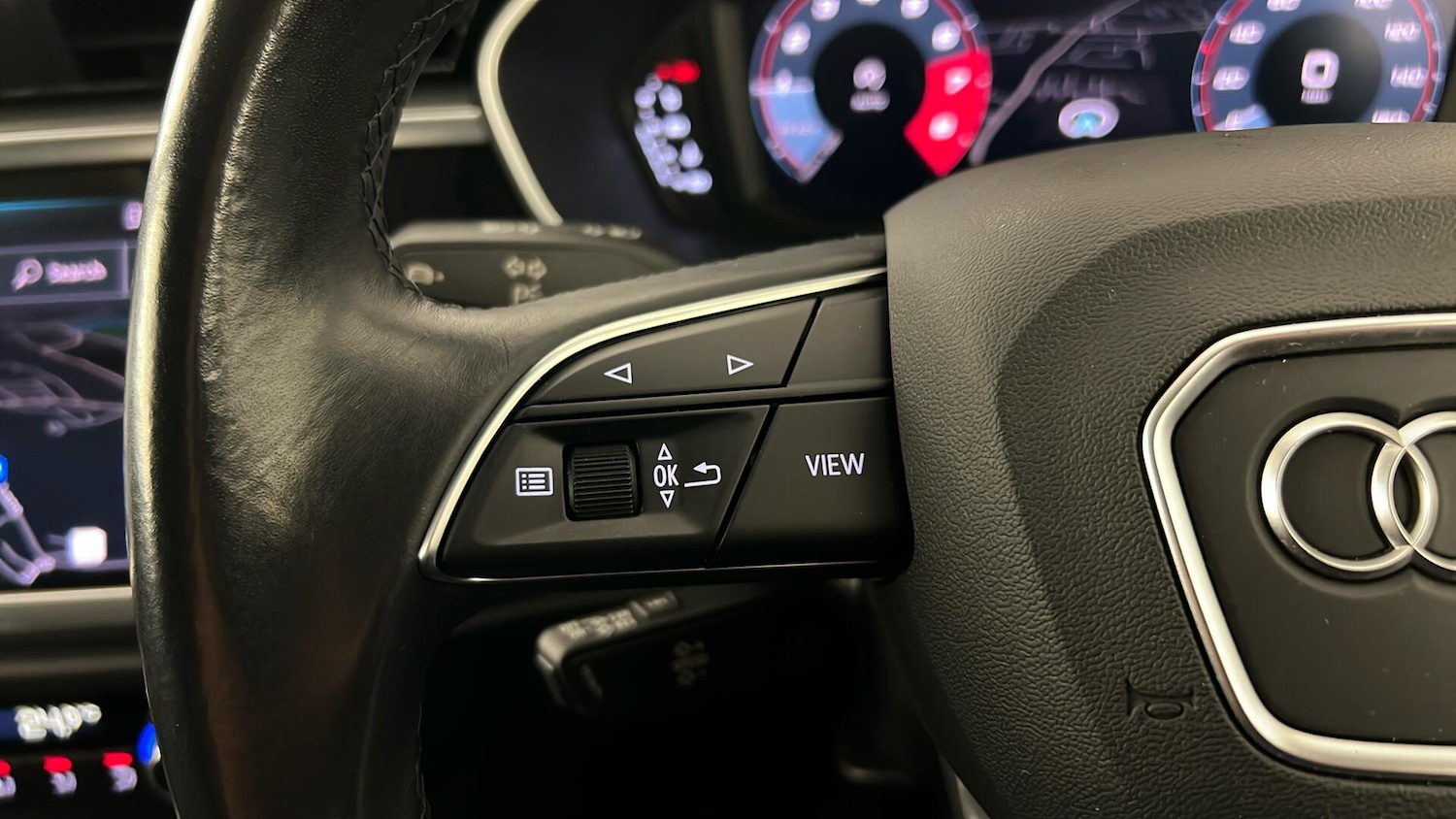 Used Audi Q3 2021 for sale - 76372895: Photo 17