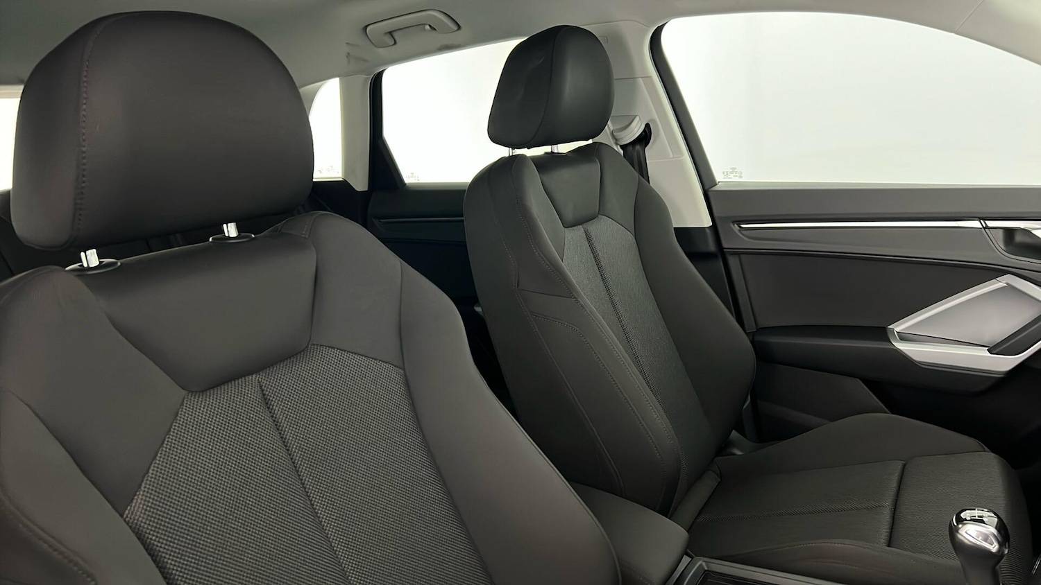 Used Audi Q3 2021 for sale - 76372895: Photo 32