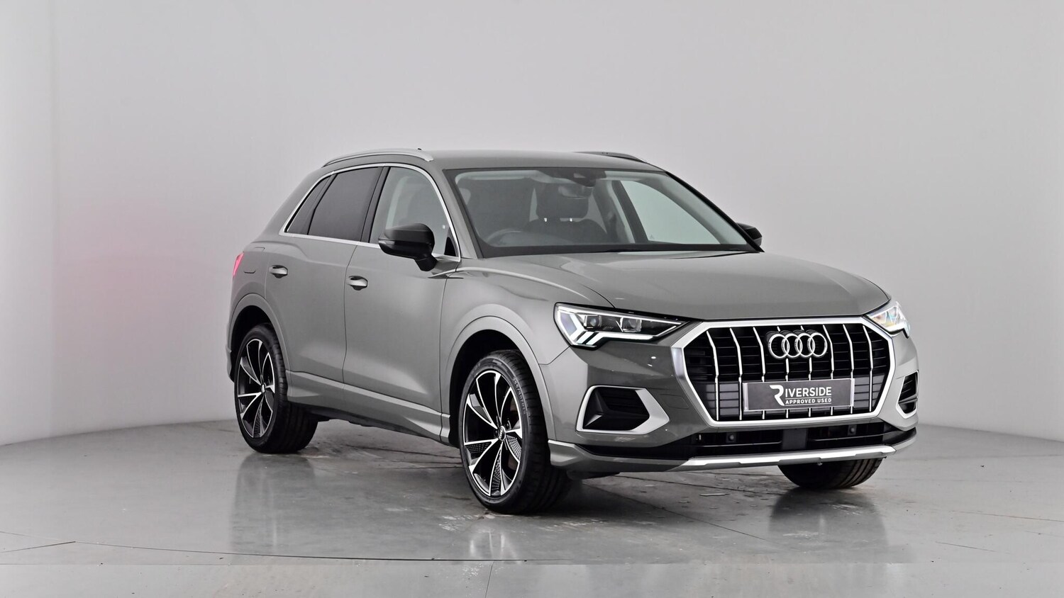 Used Audi Q3 2021 for sale - 76372895: Photo 44