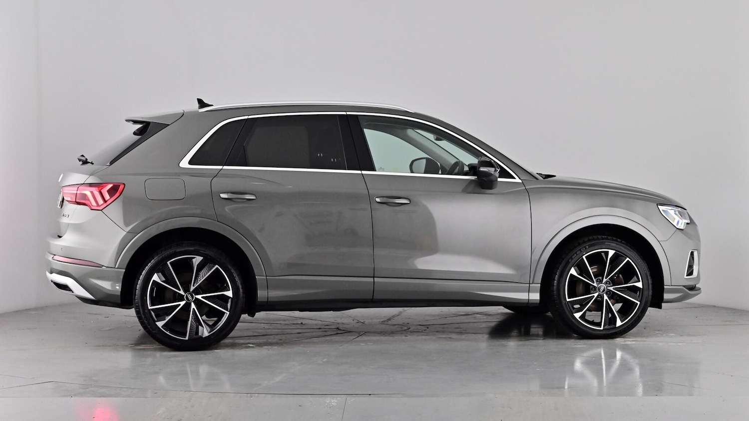 Used Audi Q3 2021 for sale - 76372895: Photo 73