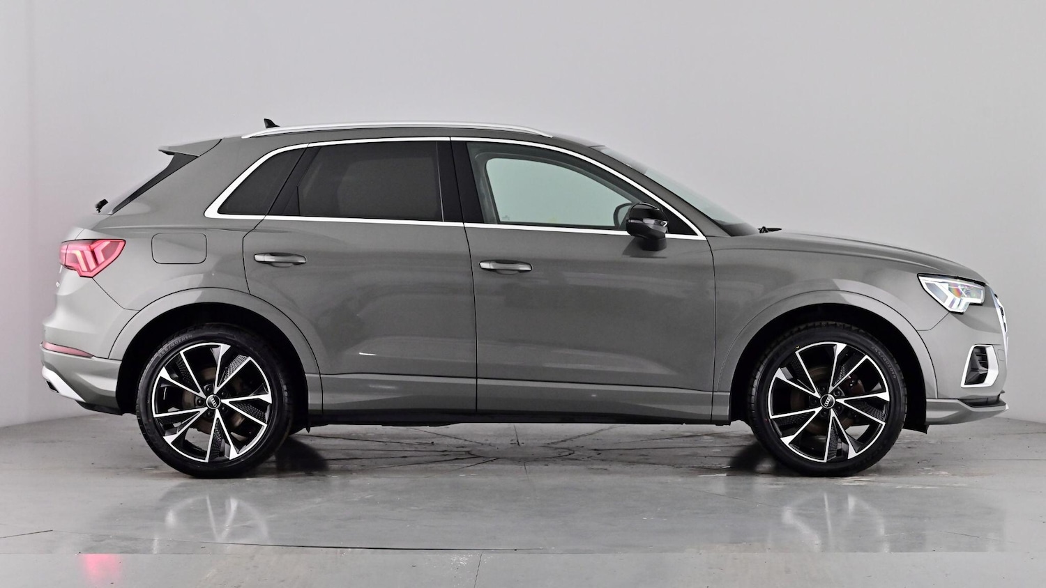 Used Audi Q3 2021 for sale - 76372895: Photo 80