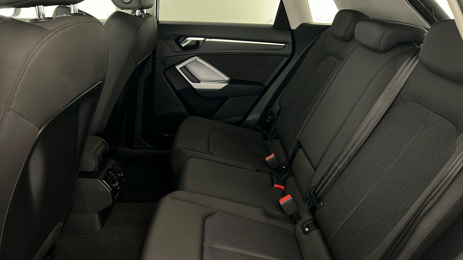 Used Audi Q3 2021 for sale - 76372895: Photo 92