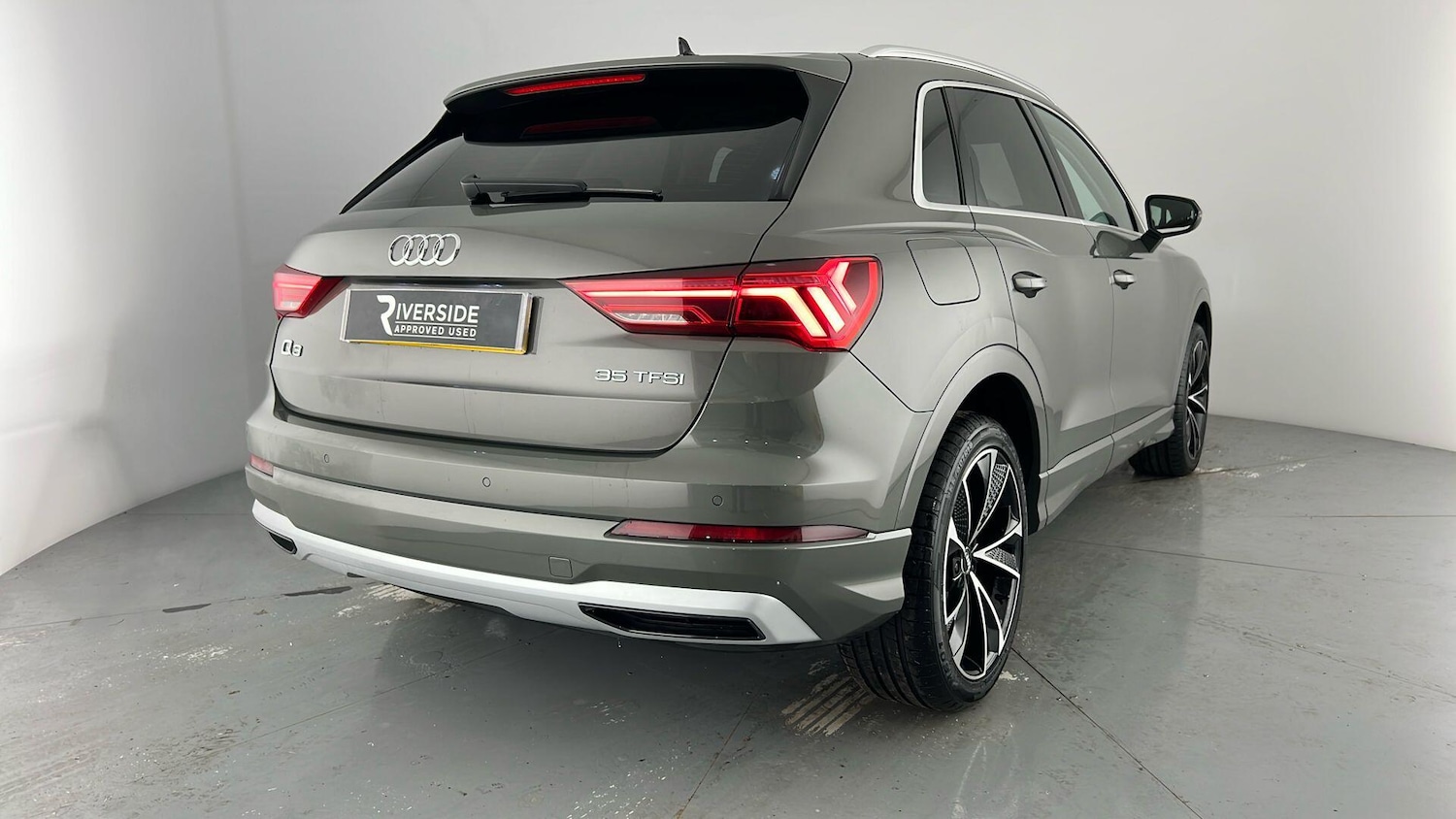 Used Audi Q3 2021 for sale - 76372895: Photo 99