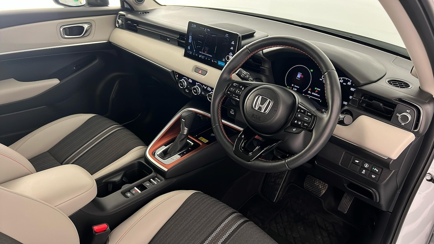 Used Honda HR-V 2025 for sale - 76977939: Photo 14