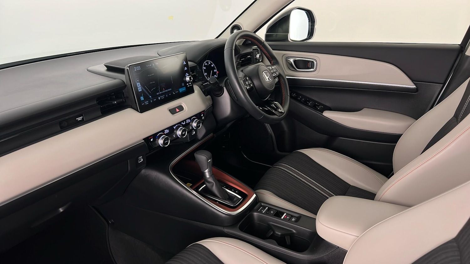 Used Honda HR-V 2025 for sale - 76977939: Photo 8