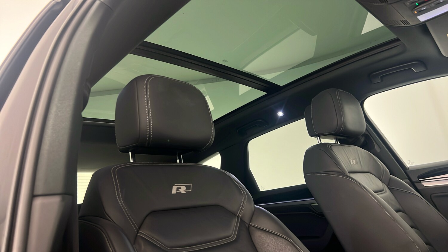 Used Volkswagen Touareg 2020 for sale - 76229326: Photo 30