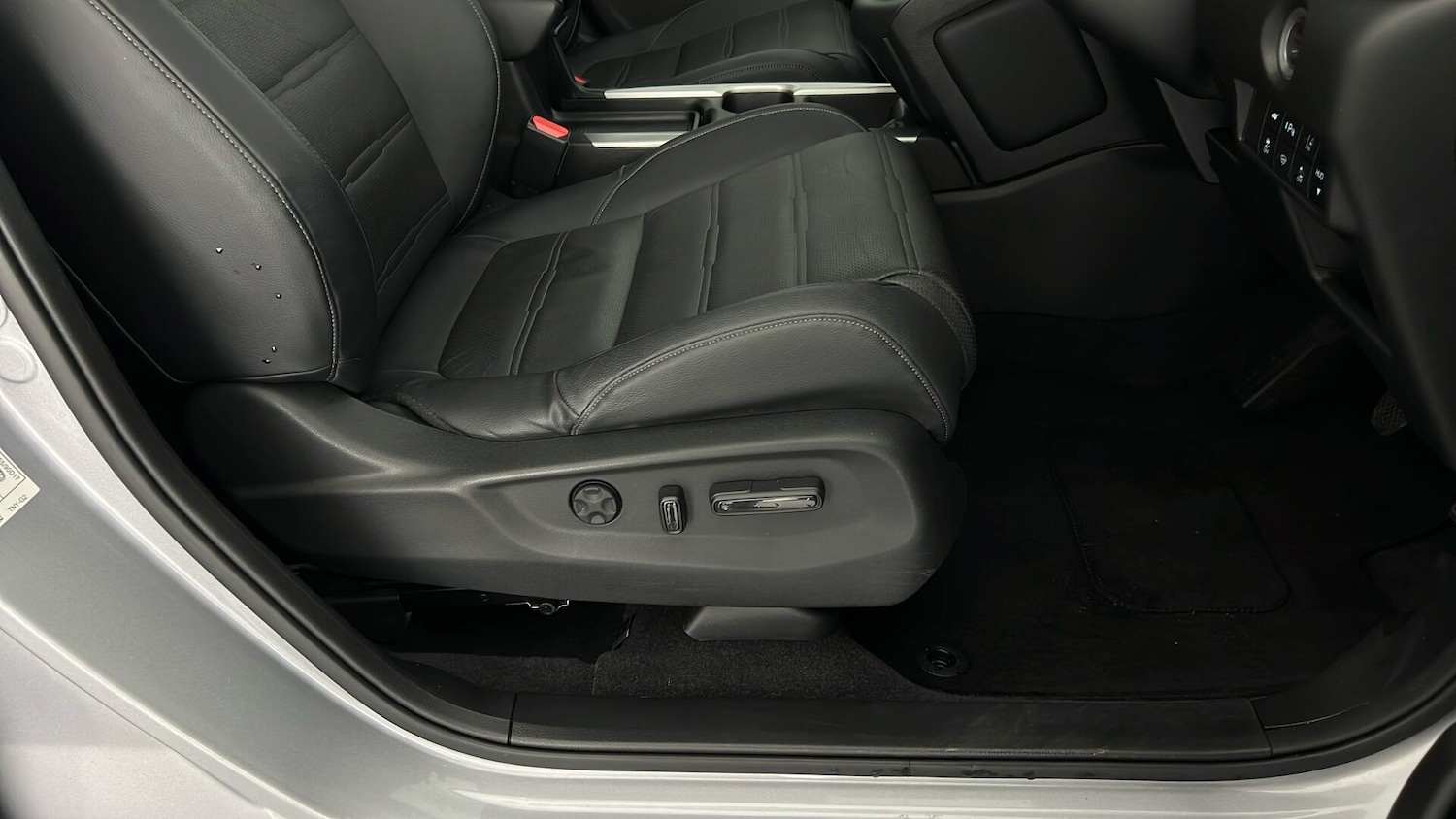 Used Honda CR-V 2021 for sale - 76544429: Photo 32