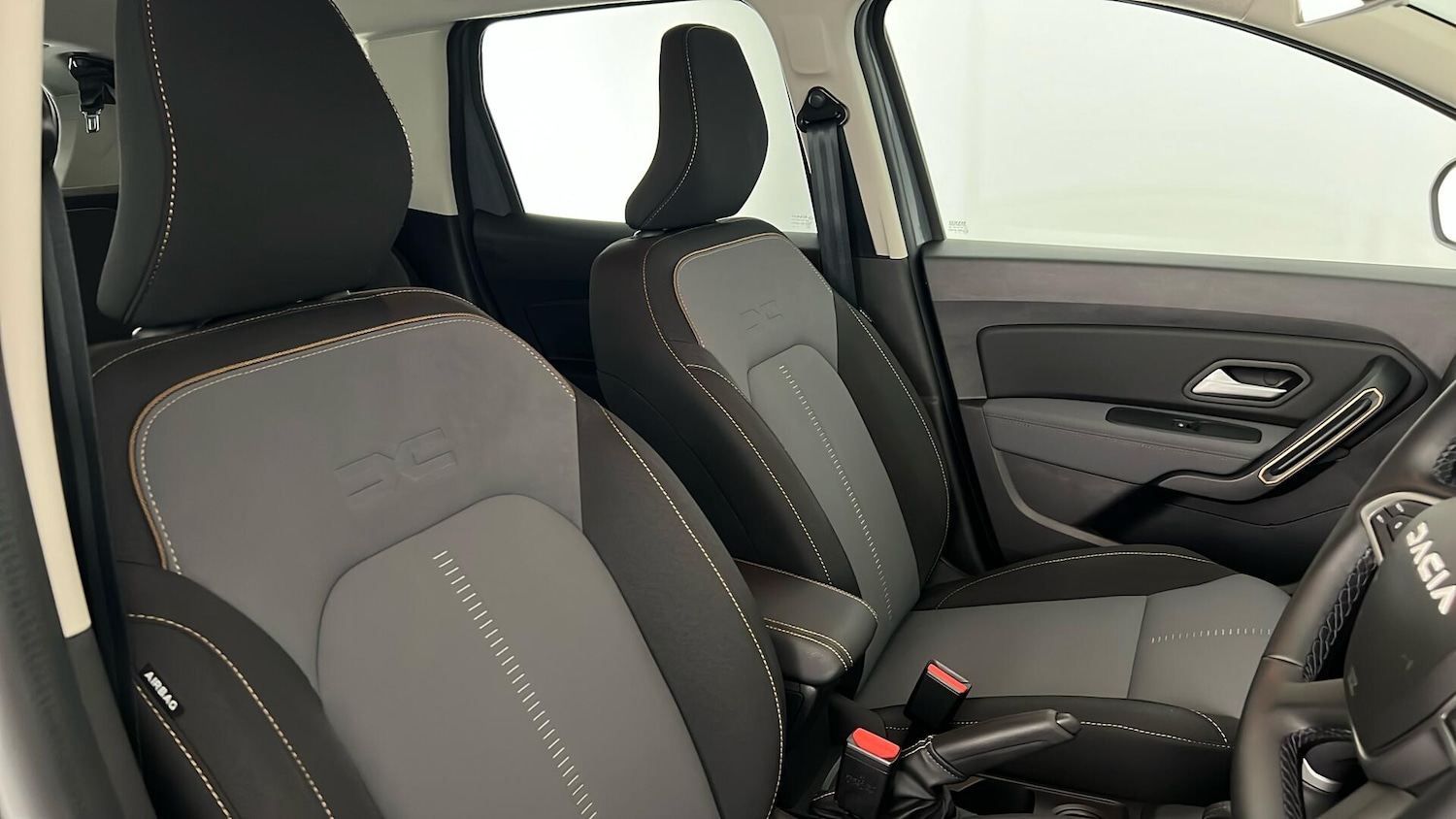 Used Dacia Duster 2024 for sale - 76563821: Photo 33