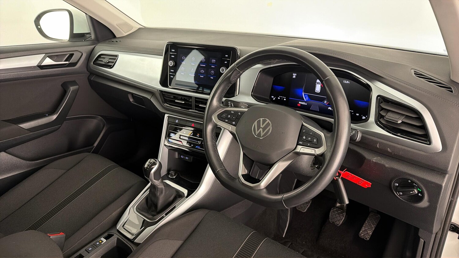 Used Volkswagen T-Roc 2022 for sale - 77755547: Photo 14