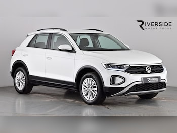 Used Volkswagen T-Roc 2022 for sale - 77755547: Photo