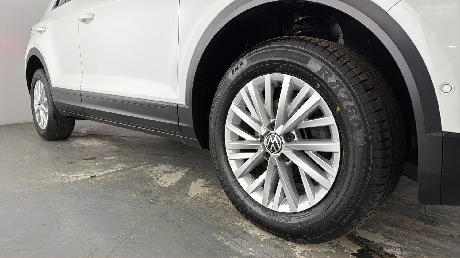 Used Volkswagen T-Roc 2022 for sale - 77755547: Photo 24