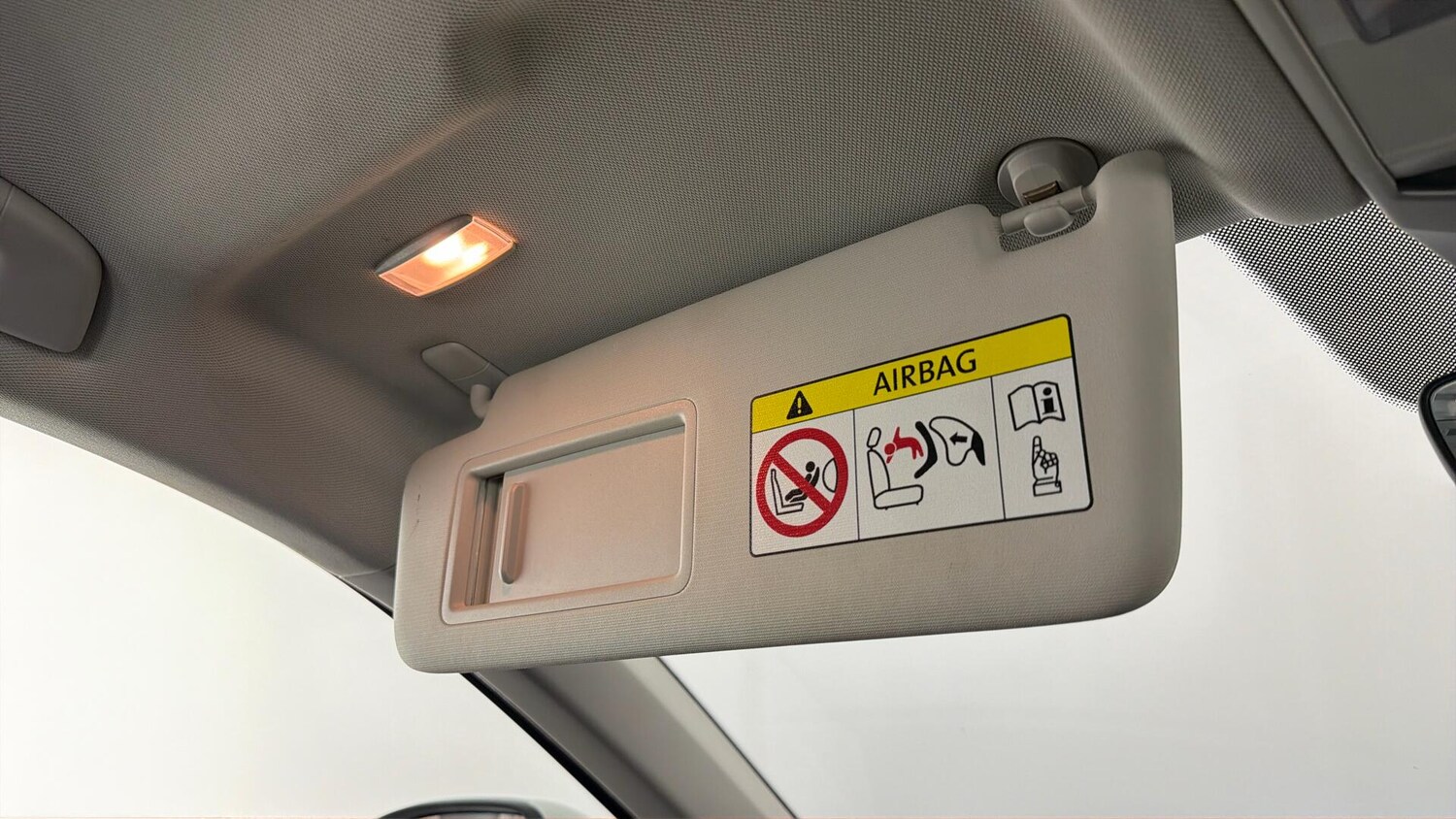 Used Volkswagen T-Roc 2022 for sale - 77755547: Photo 34