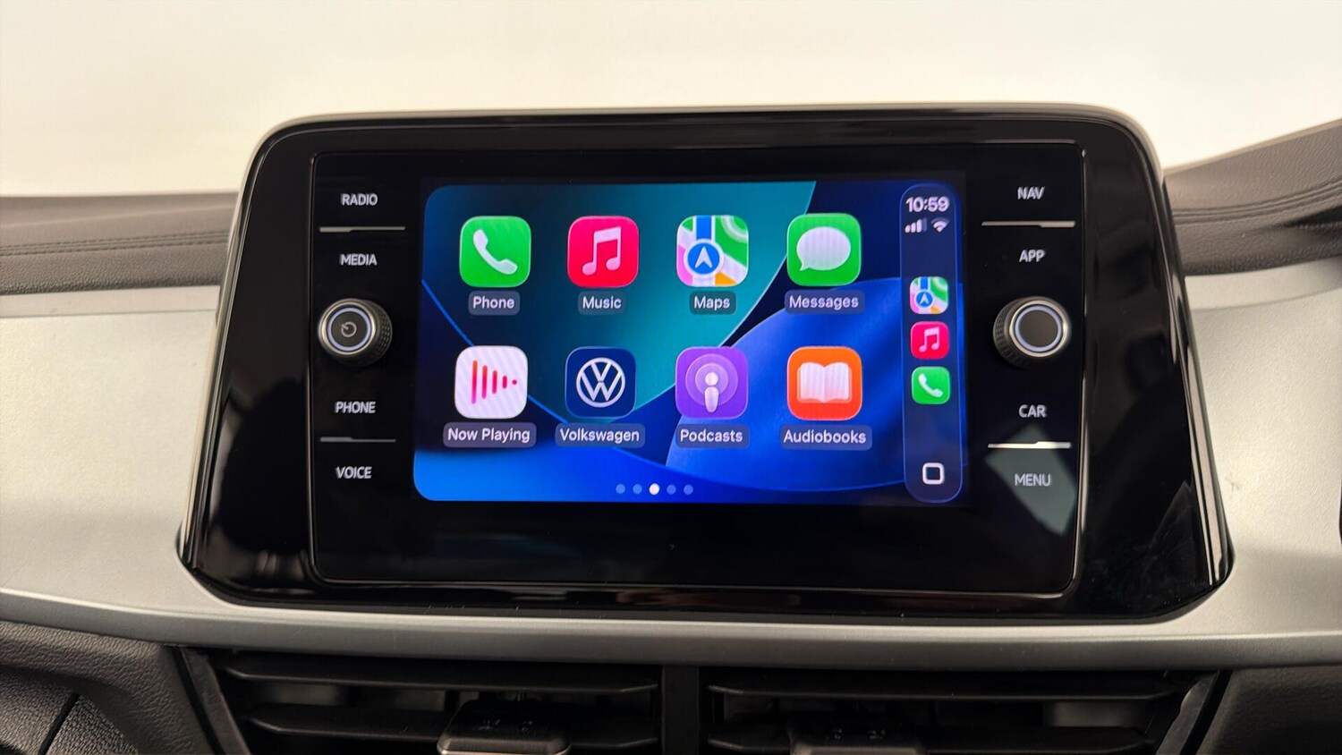 Used Volkswagen T-Roc 2022 for sale - 77755547: Photo 35