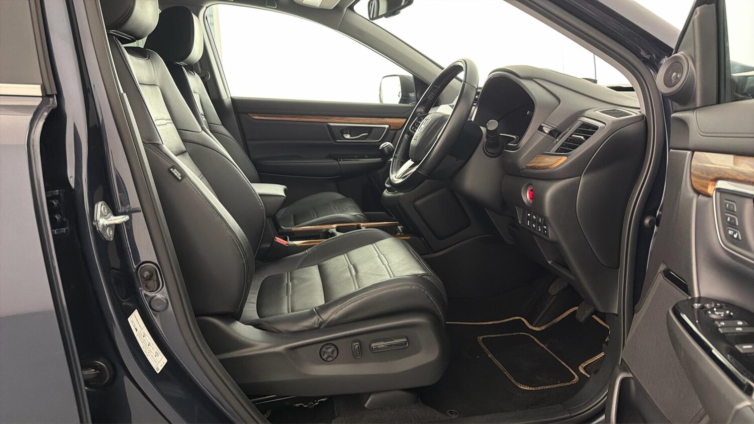 Used Honda CR-V 2019 for sale - 77755540: Photo 15