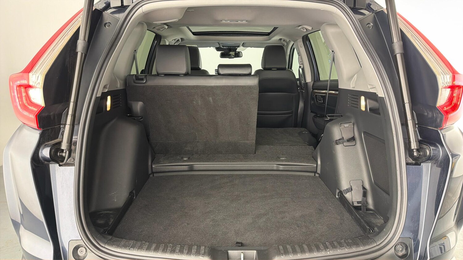 Used Honda CR-V 2019 for sale - 77755540: Photo 30