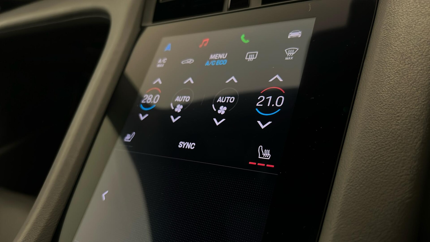 Used Porsche Taycan 2021 for sale - 77995010: Photo 31