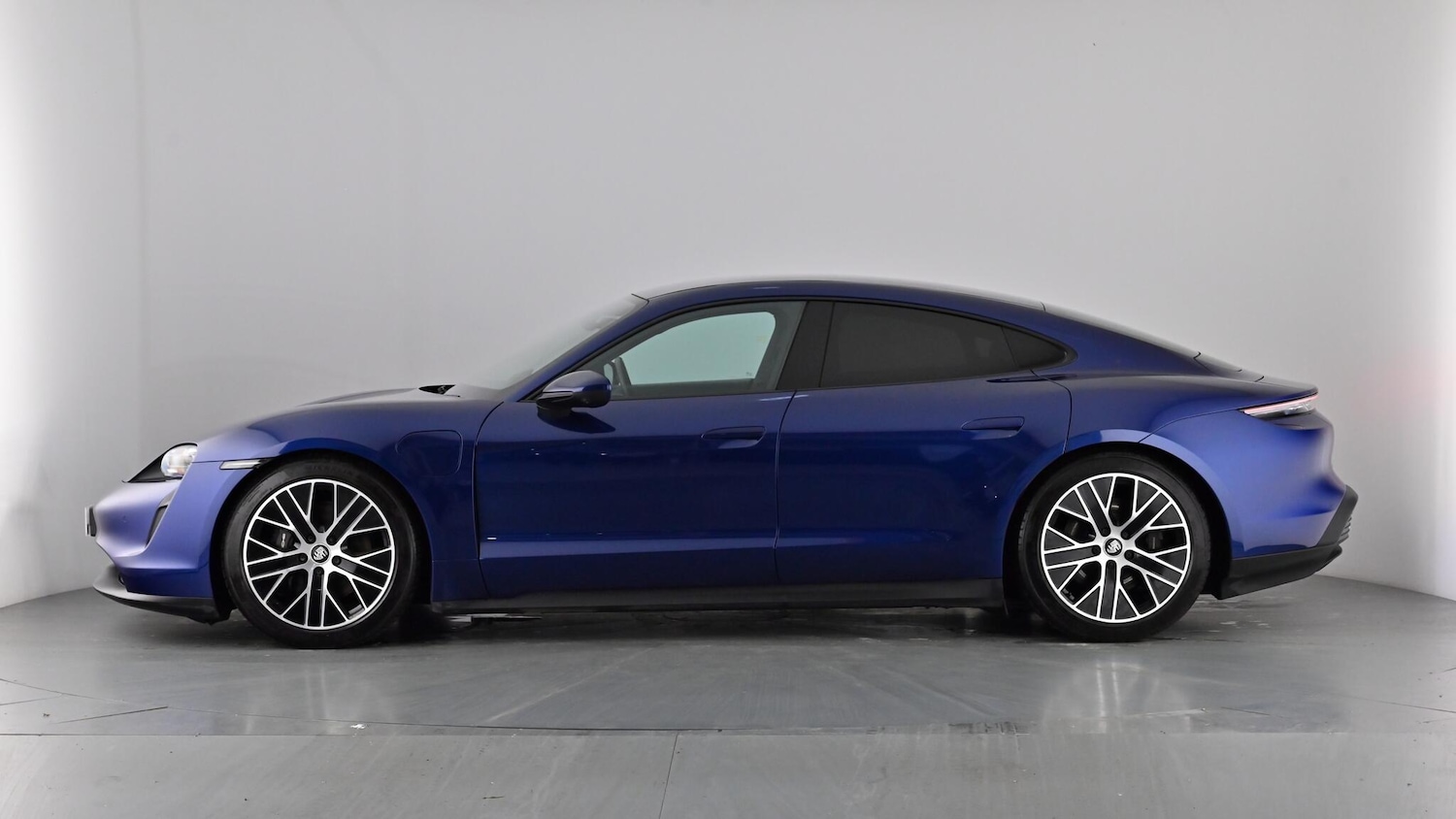 Used Porsche Taycan 2021 for sale - 77995010: Photo 62