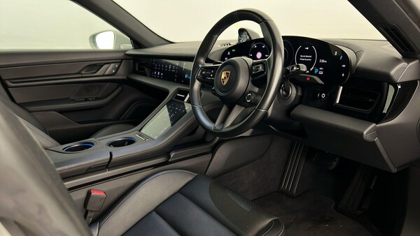 Used Porsche Taycan 2022 for sale - 76217060: Photo 20