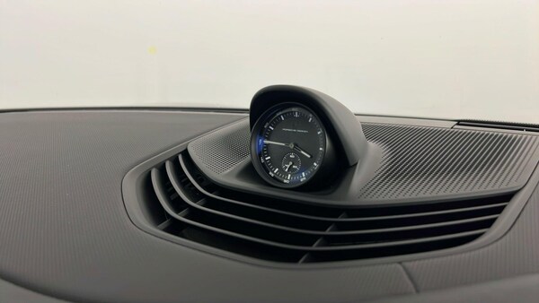 Used Porsche Taycan 2022 for sale - 76217060: Photo 34