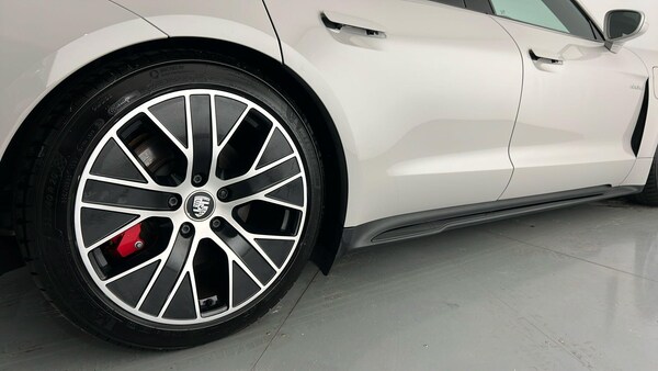 Used Porsche Taycan 2022 for sale - 76217060: Photo 45