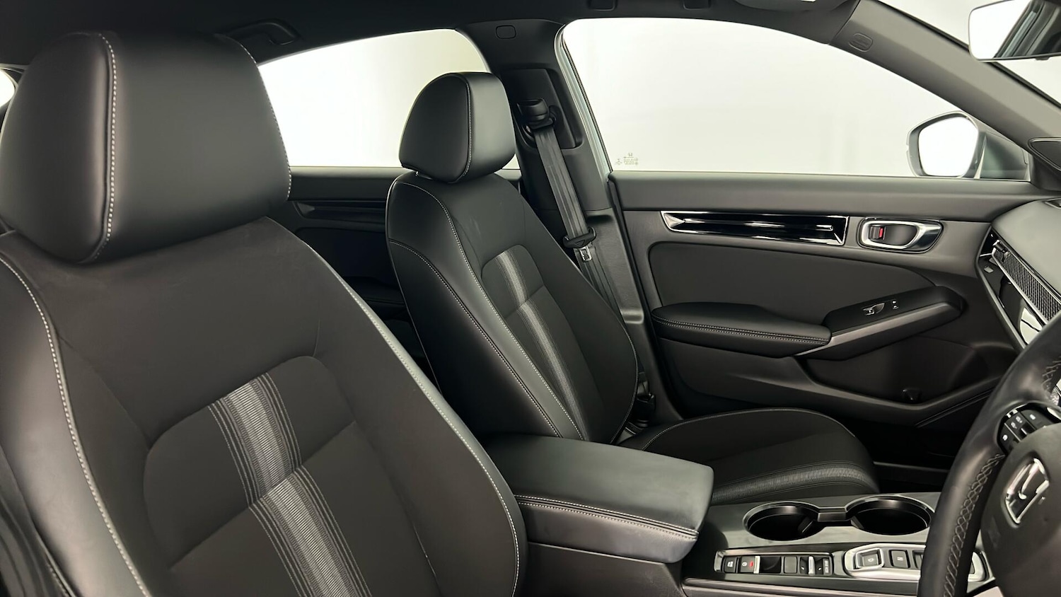 Used Honda Civic 2023 for sale - 77158021: Photo 33