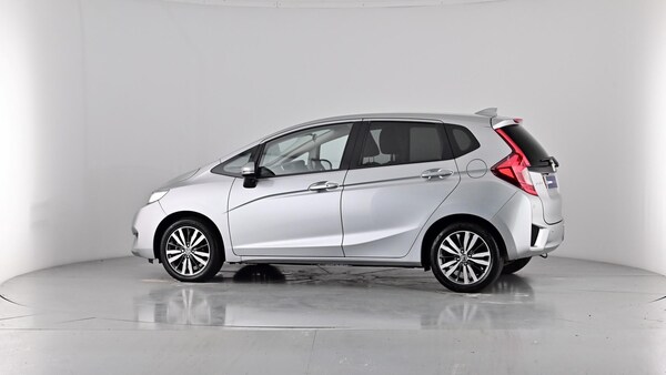 Used Honda Jazz 2017 for sale - 76328255: Photo 23