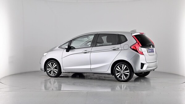 Used Honda Jazz 2017 for sale - 76328255: Photo 24