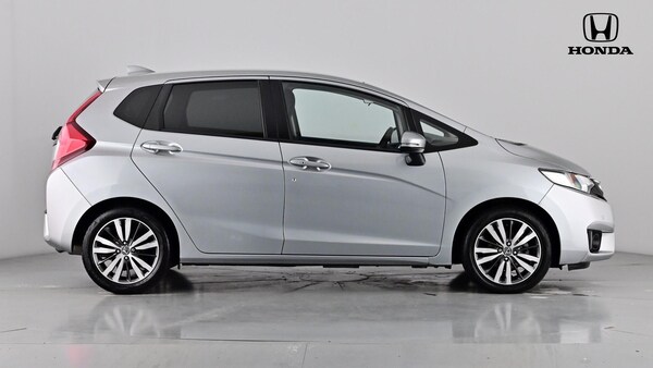Used Honda Jazz 2017 for sale - 76328255: Photo 3
