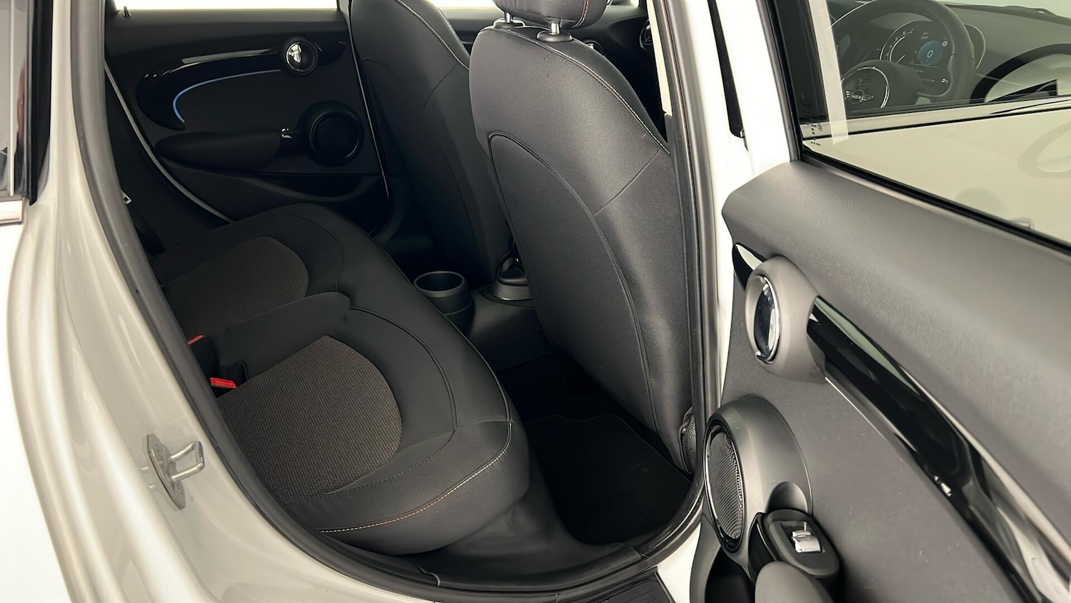 Used MINI Hatch 2023 for sale - 76614861: Photo 13