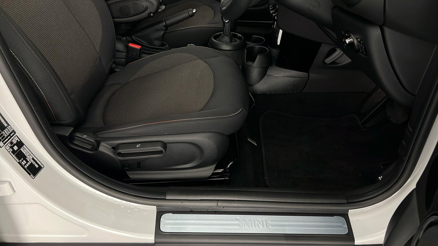 Used MINI Hatch 2023 for sale - 76614861: Photo 32