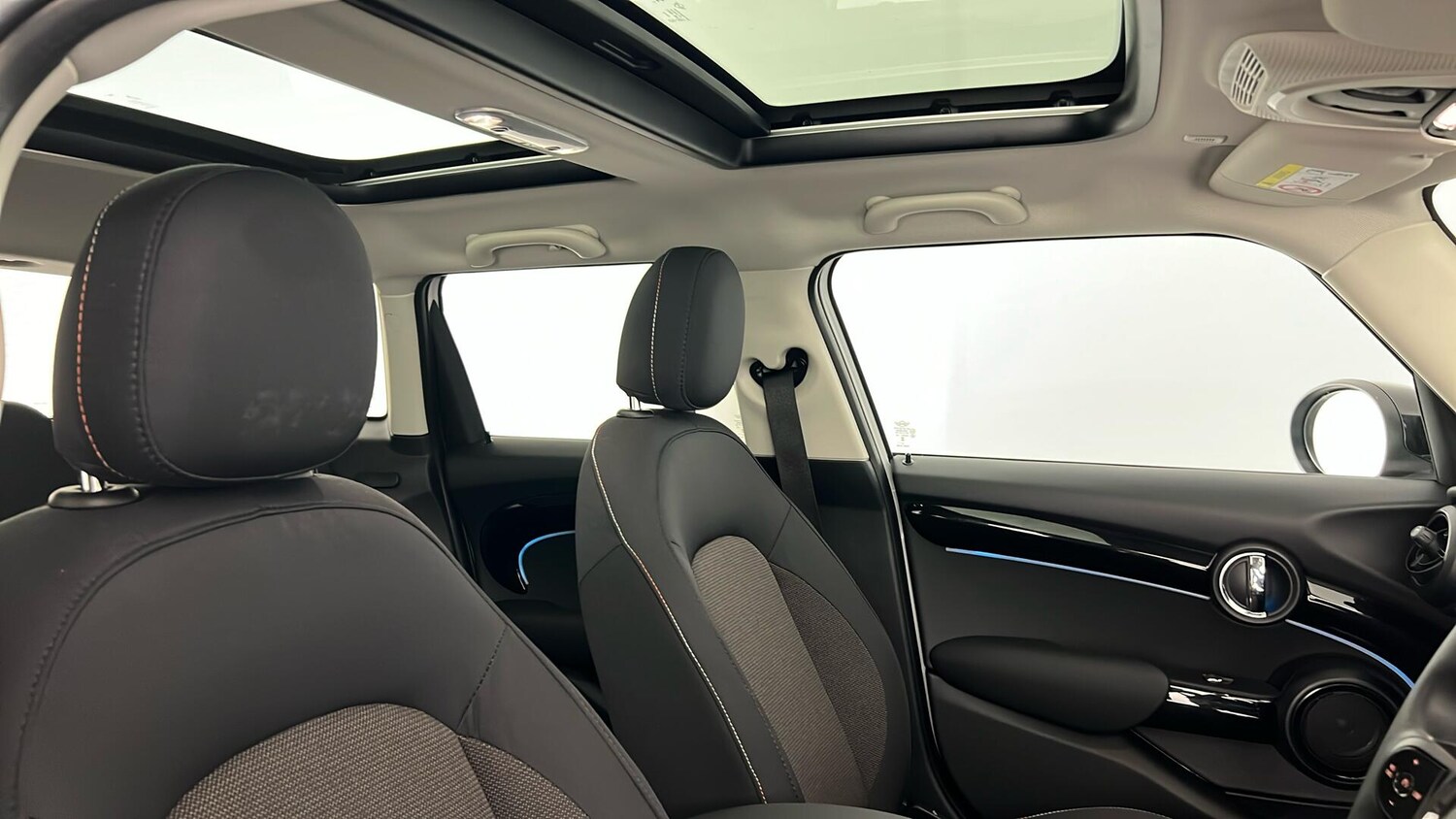 Used MINI Hatch 2023 for sale - 76614861: Photo 33