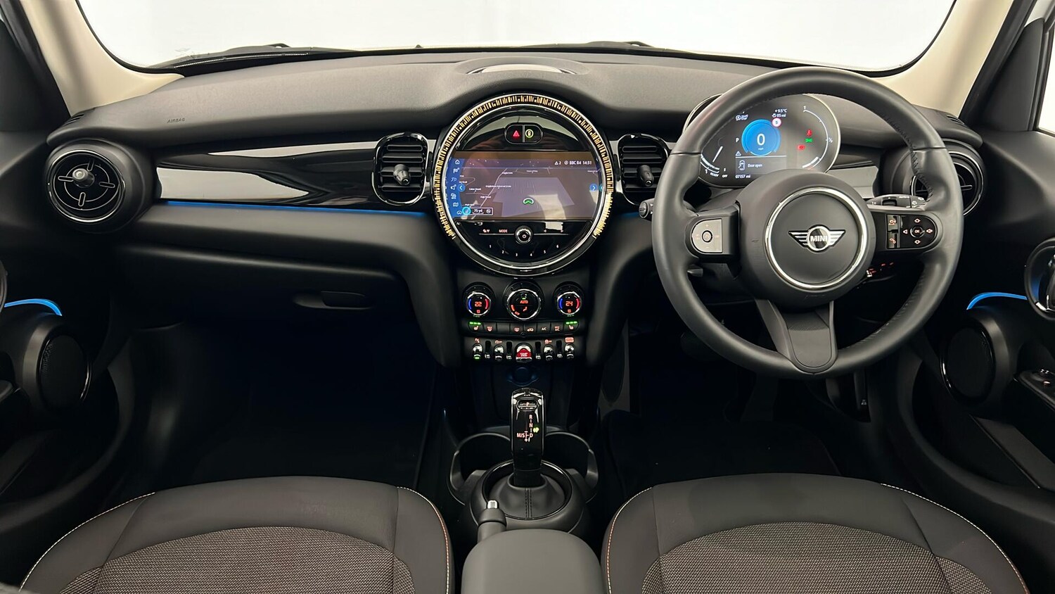 Used MINI Hatch 2023 for sale - 76614861: Photo 9